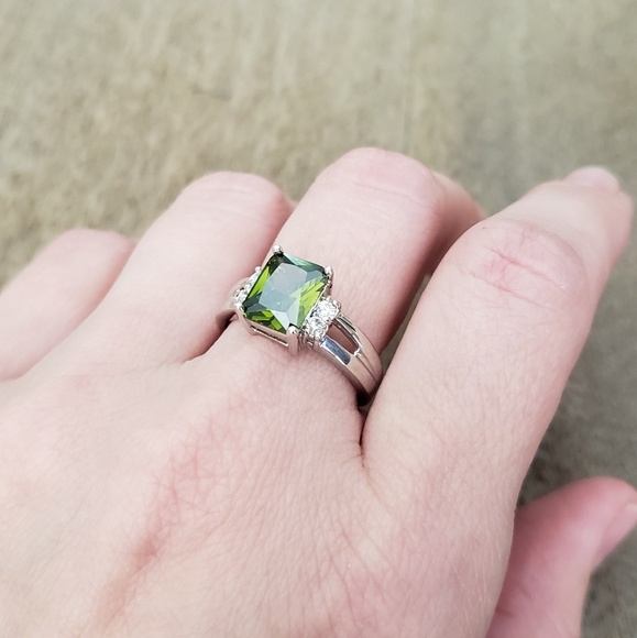 925 Sterling Silver Fashion Ring - Picture 4 of 4